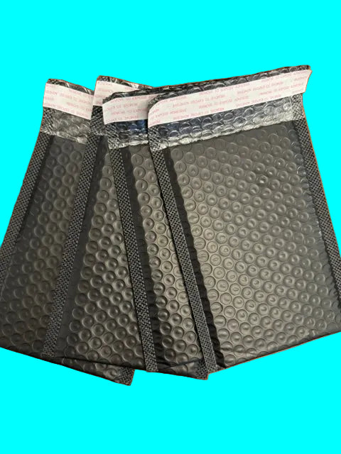 Black Bubble Mailer with Self-Adhesive Seal – 7"x5"